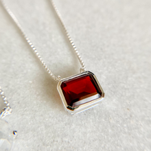 Load image into Gallery viewer, Sydney | Garnet necklace in Sterling Silver
