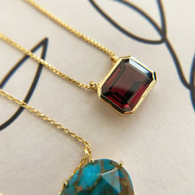 Load image into Gallery viewer, Sydney | Garnet necklace in Gold Vermeil
