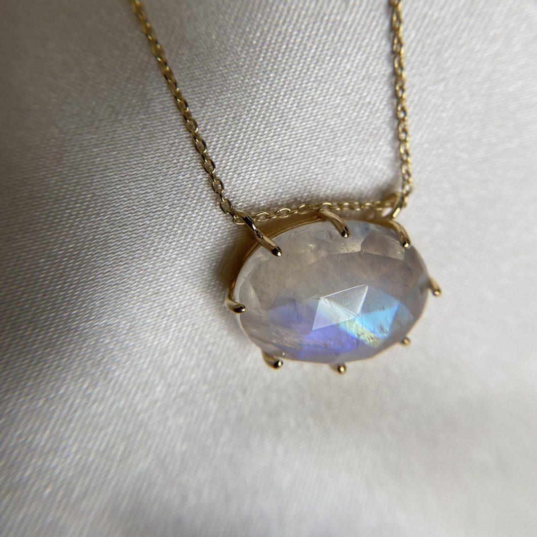 Erin | Moonstone Necklace in Gold Vermeil