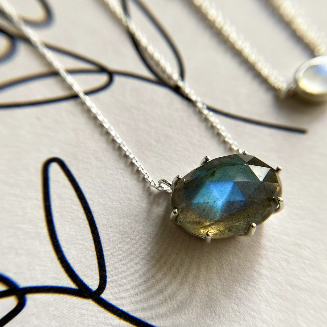 Erin | Labradorite Necklace in Sterling Silver